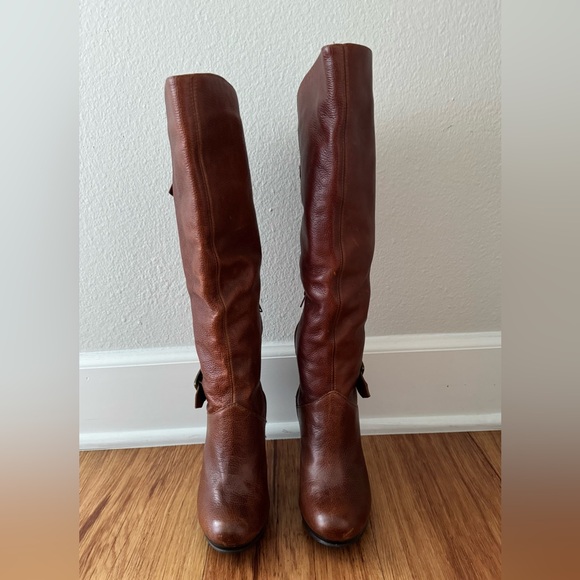 High heeled boots used but like new boots๐๐ - Picture 11 of 12